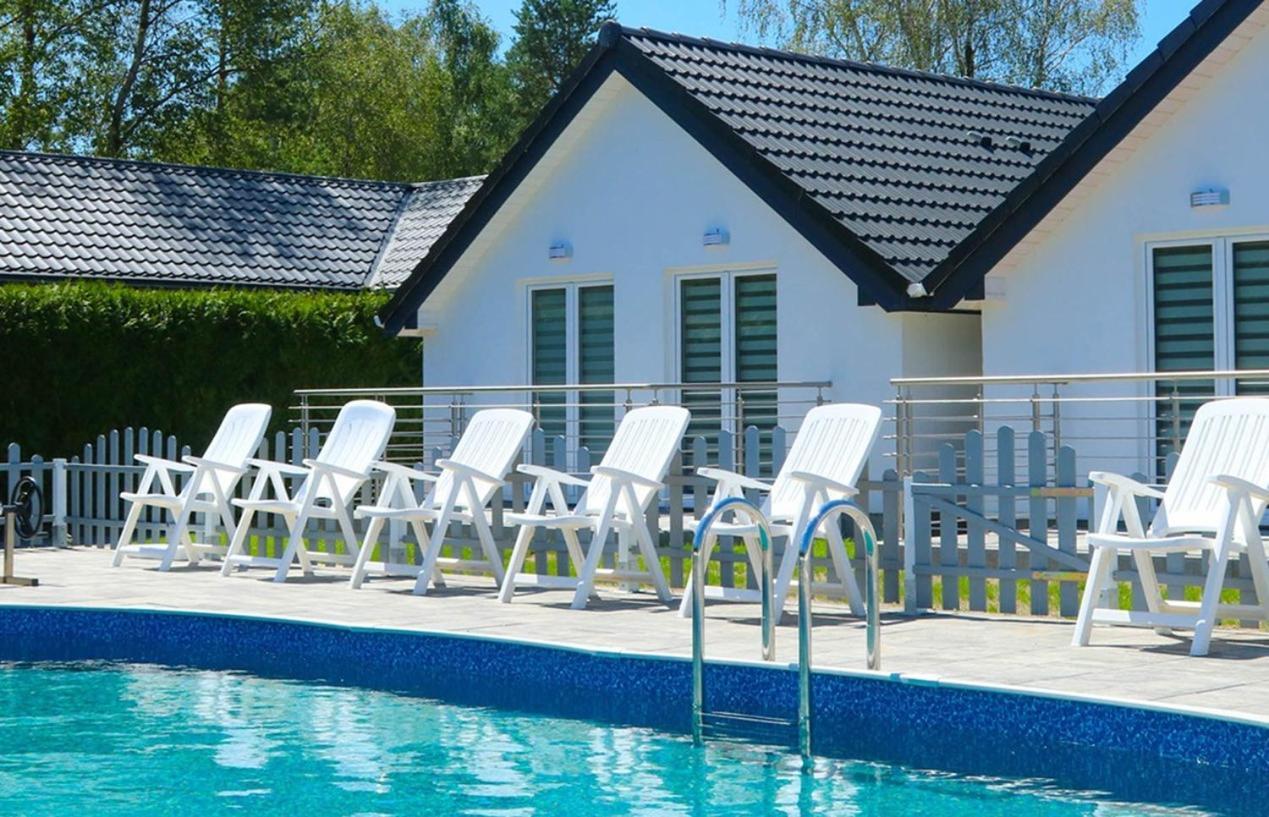 Hotel Osrodek Wypoczynkowy Slonce Bobolin Dąbki Exterior foto